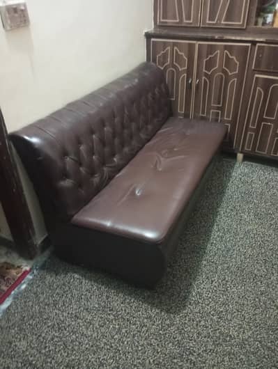 5 Seater Office Sofa