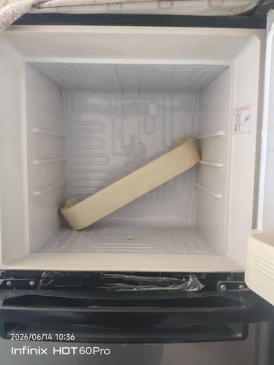 orient fridge good condition urgent sell