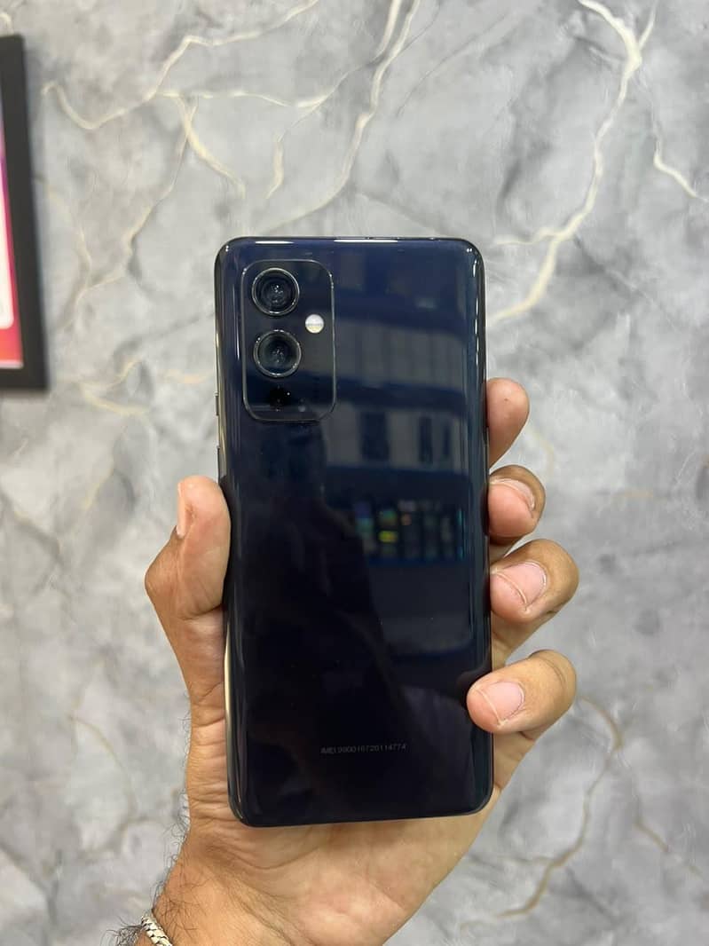 One Plus 9T 0