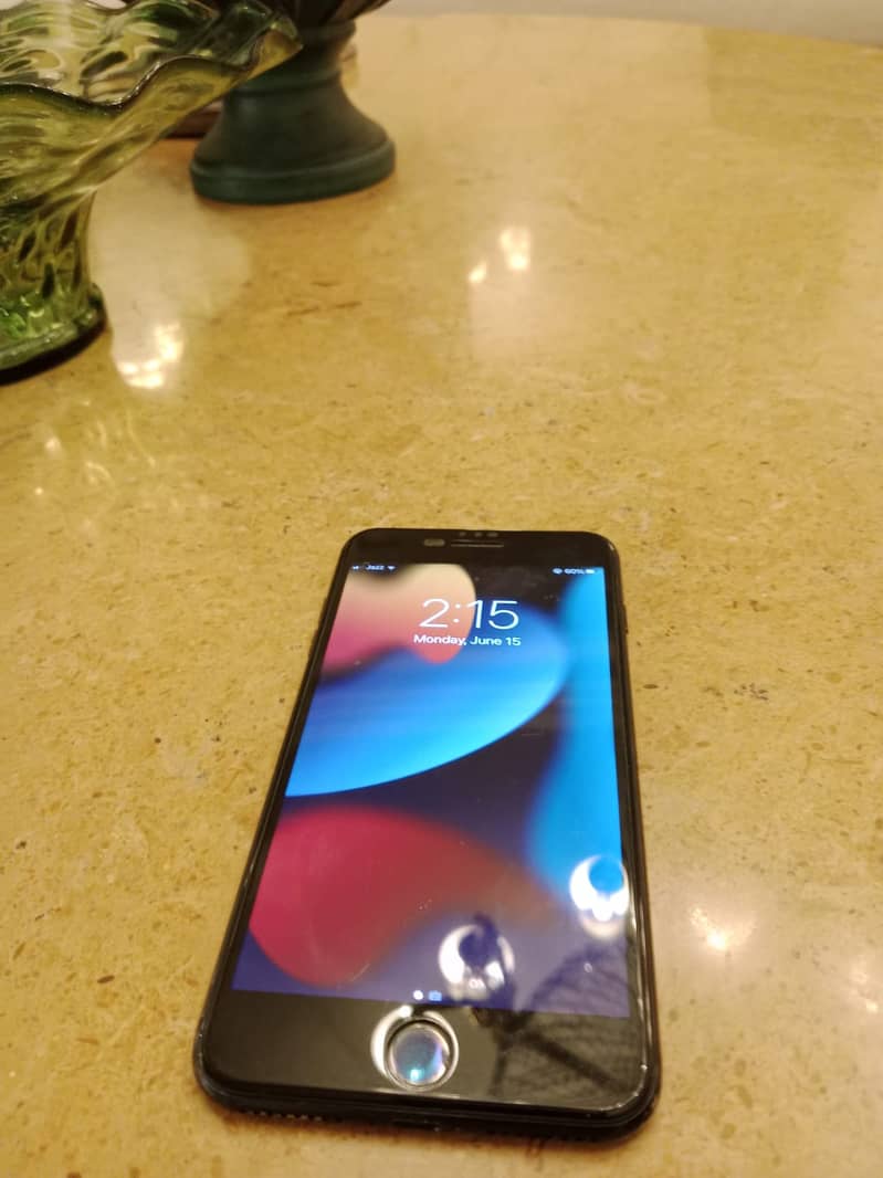 Apple iPhone 7 Plus 2