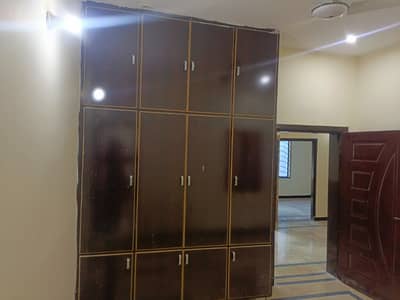 4 Marla First and Second Portion / Floors For Rent in Phase 4A Ghauri Town