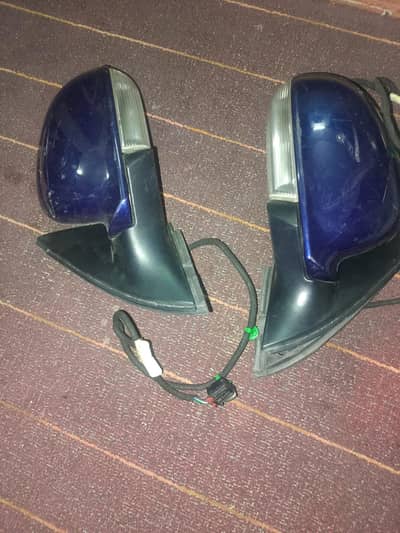 AUDI A4 SIDE MIRROR FOR SALE.
