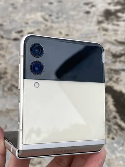 Samsung Mobile Z Flip 3