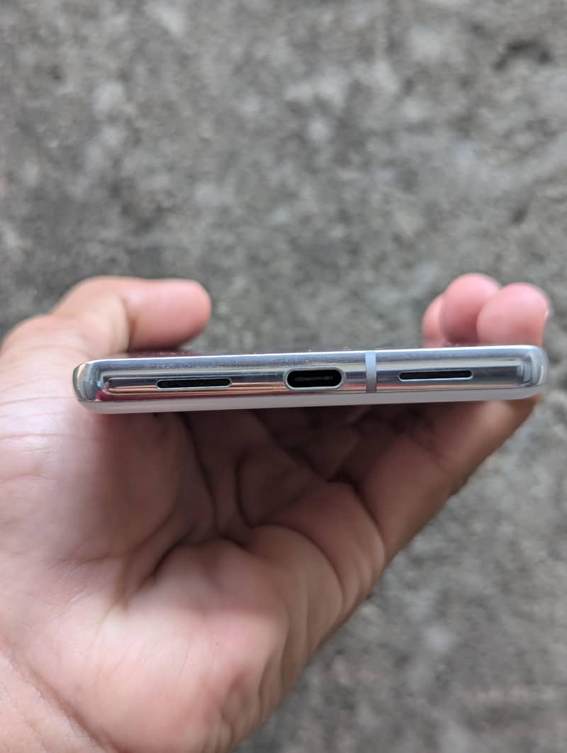 Google Pixel 7 Pro 2