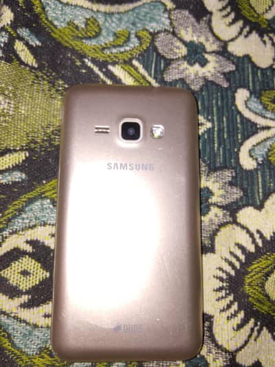 Samsung Mobile J1