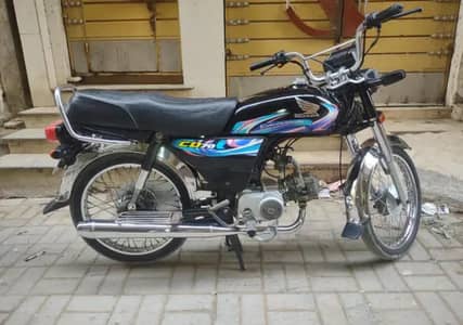 Honda 70 just like new urgent sale  0322 3074425 cal now