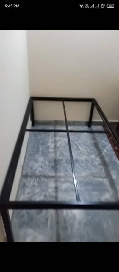 single iron bed