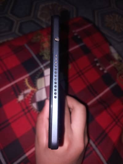 New 4/64gb full clear lush fush condition