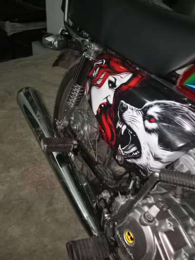honda 125cc red color bike original bike  ha