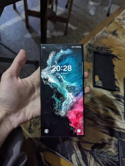 Samsung Mobile S22 Ultra 256gb pta