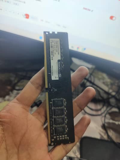 kingston ram 8 gb very good condition ddr4 2600mah