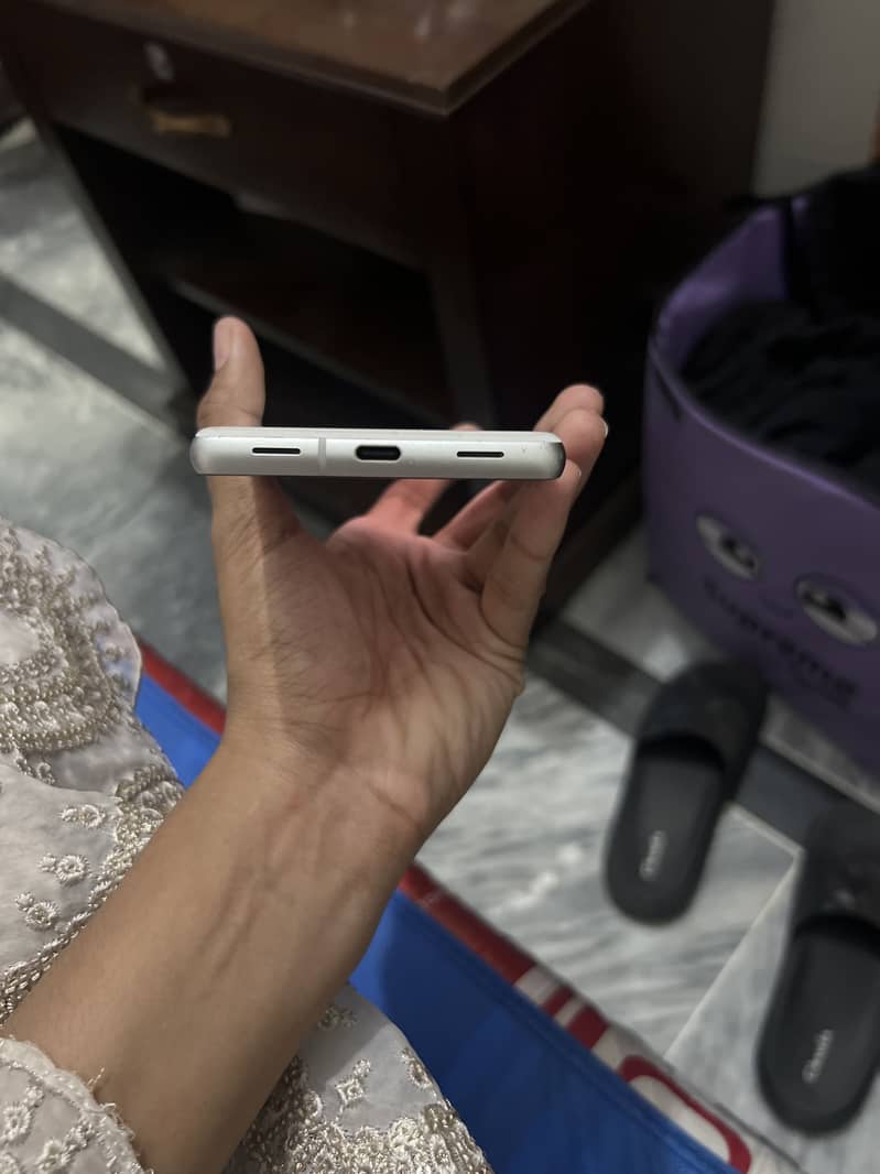 Google Pixel 7a 2