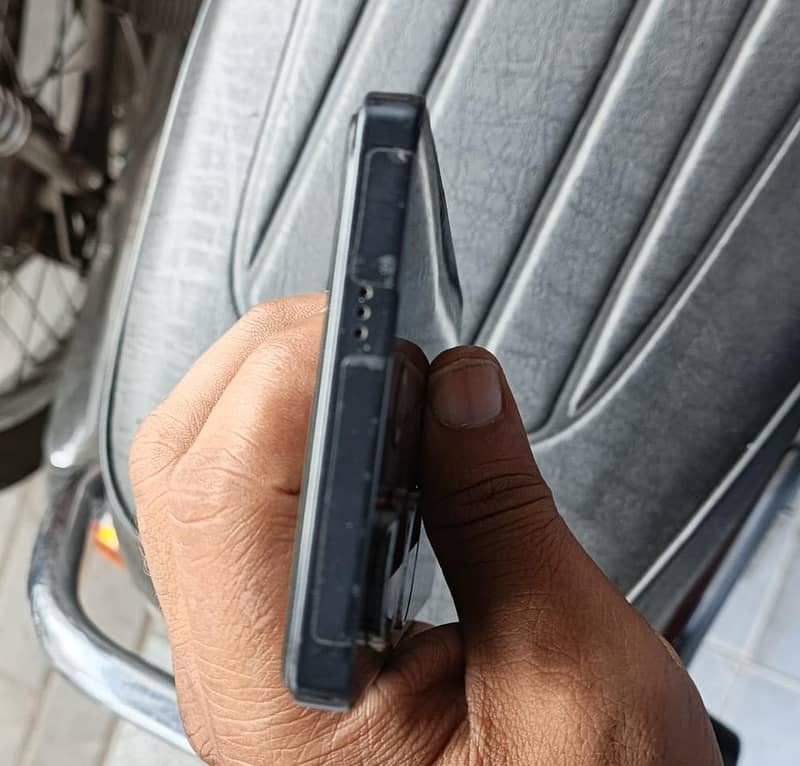 Tecno CAMON 20 Pro 6