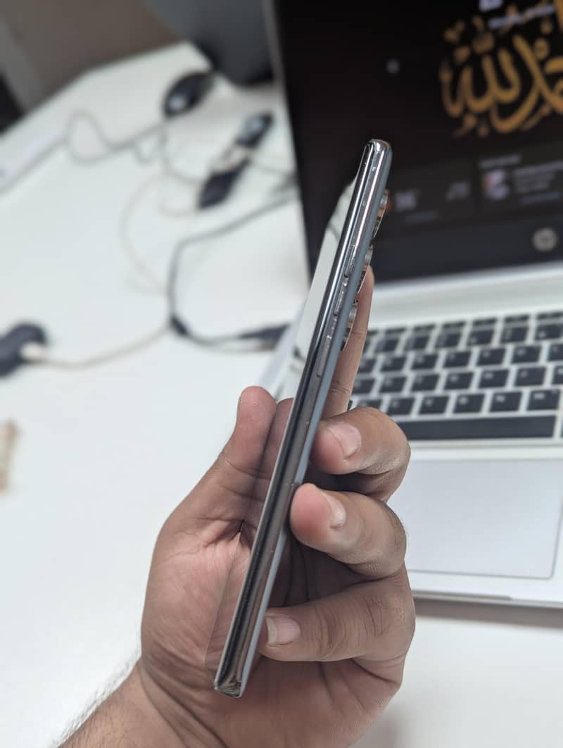 Tecno CAMON 40 Pro 3