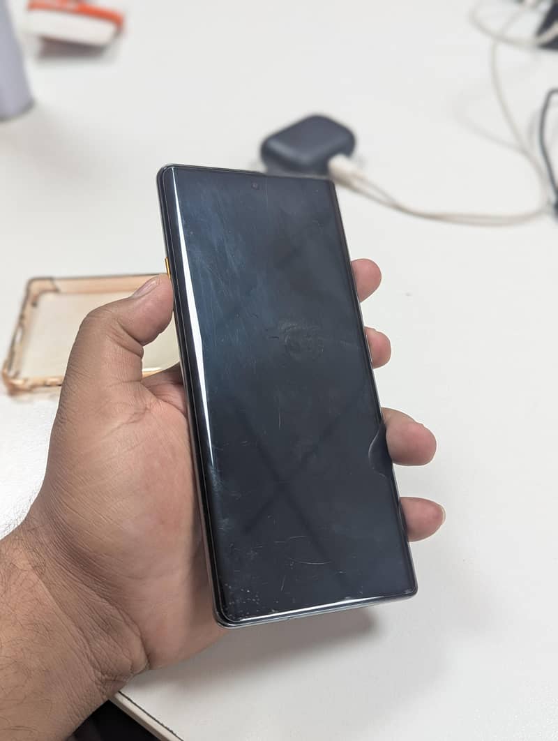 Tecno CAMON 40 Pro 5