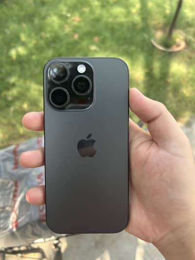 Apple iPhone 16 Pro