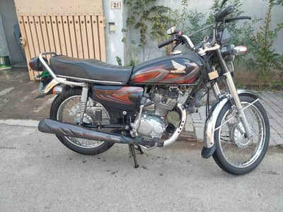 Honda CG 125 Black Color | Excellent Condition | For Sale