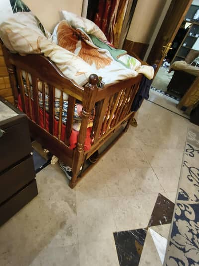 baby cot wooden