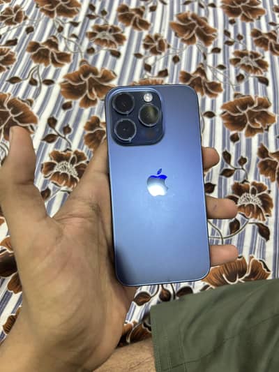 iPhone 15 Pro With Box JV 128GB 89% health