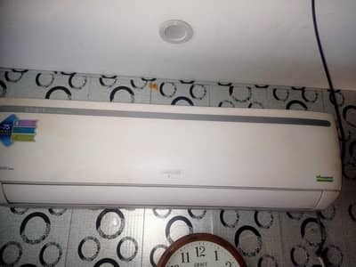Homage DC Inverter AC 1.5 Ton Heat & Cool | Excellent Condition