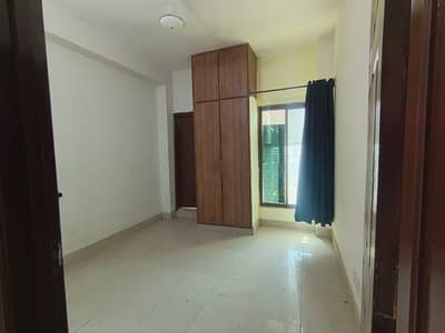 720 Square Feet Flat Is Available In G-15 Markaz