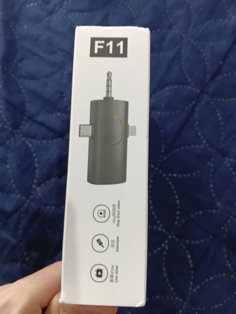 F11-2 wireless microphone 2