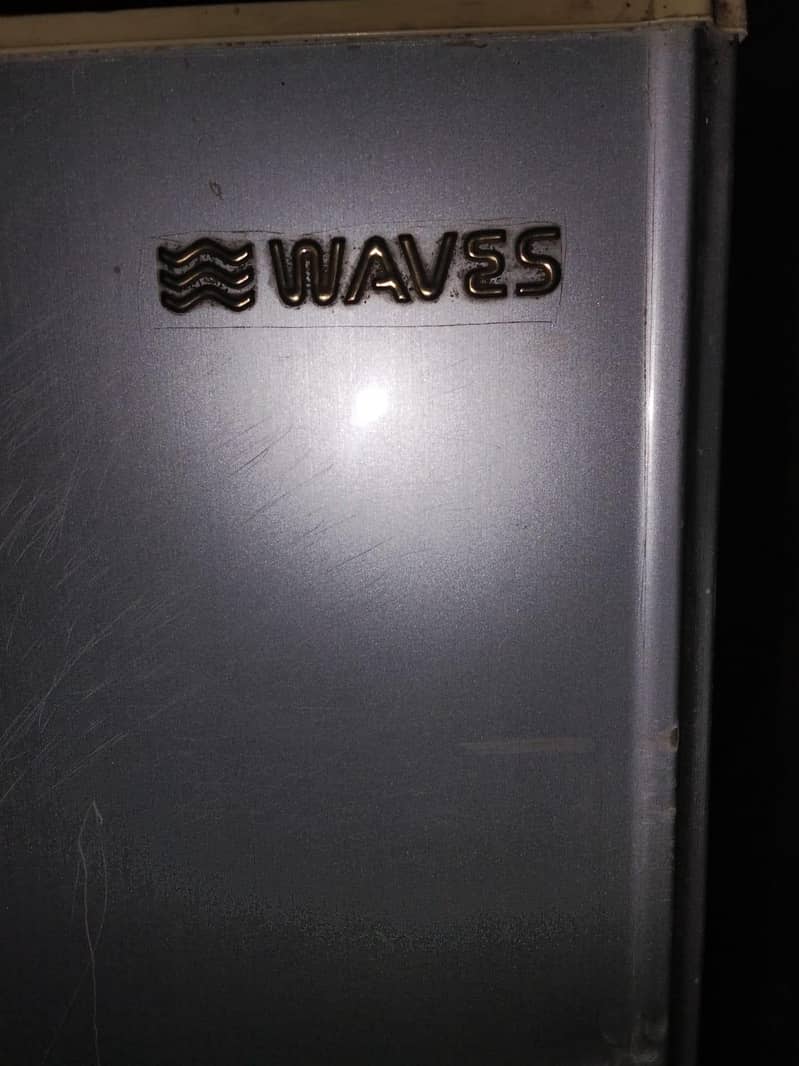 waves refrigerator 0