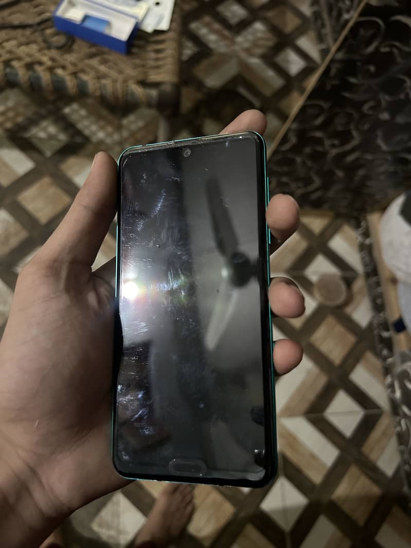 Sharp Aquos R3 1