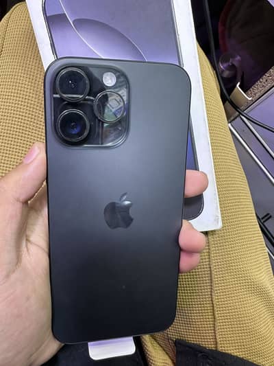 Apple iPhone 16 Pro Max
