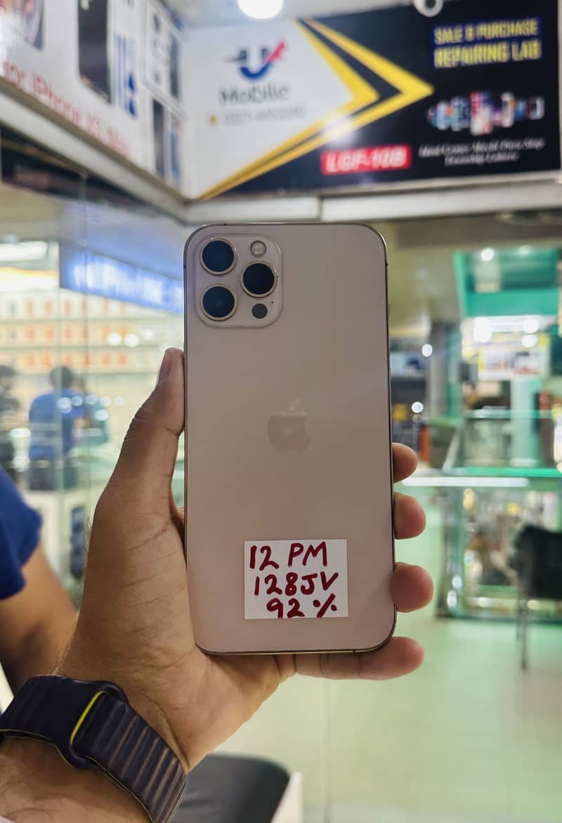 iPhone 12 pro max 0