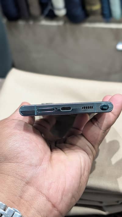 Samsung S 22 ultra 10/10 condition