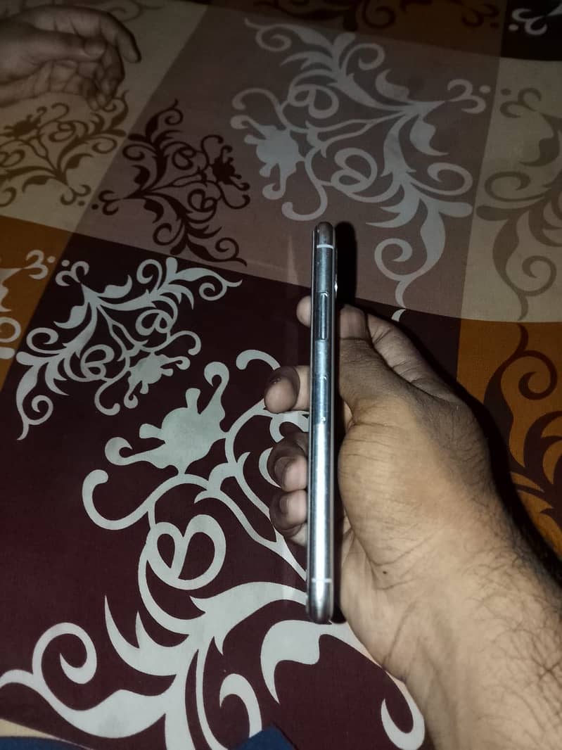 Apple iPhone X 7