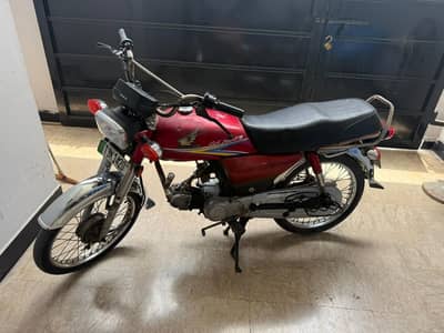 HONDA CD-70