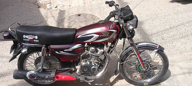 Honda 125 lush condition brand new look