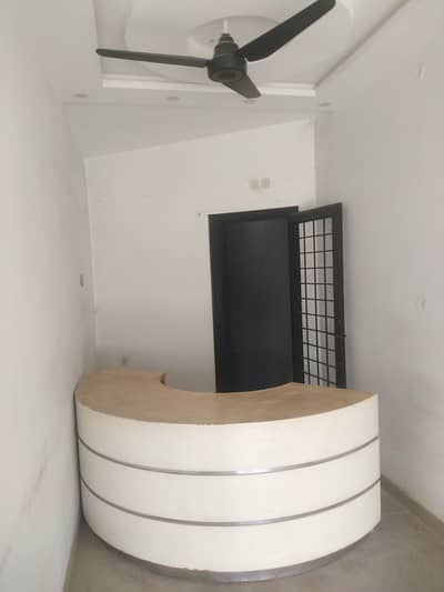 Customer Counter Table