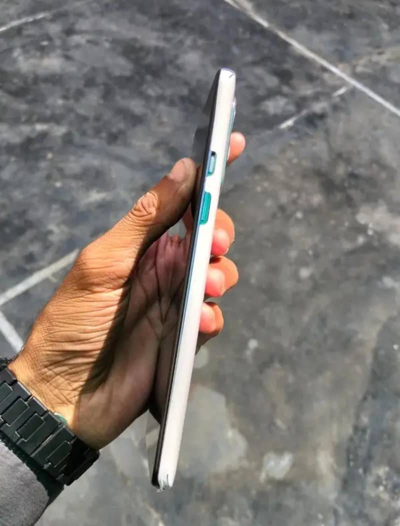 One Plus 9 6