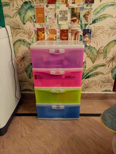 4 tier drawers in multicolour