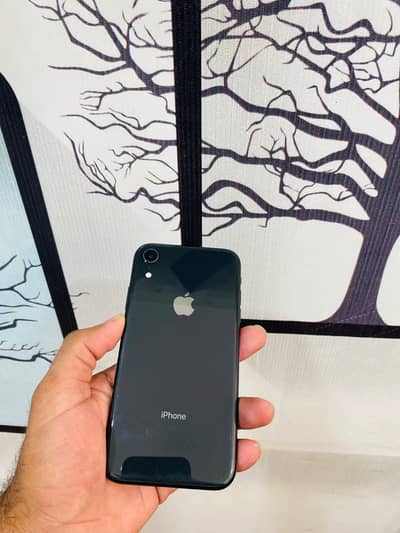 Apple iPhone XR