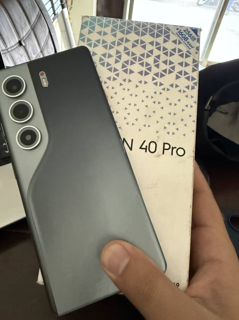 Camon 40 pro 2