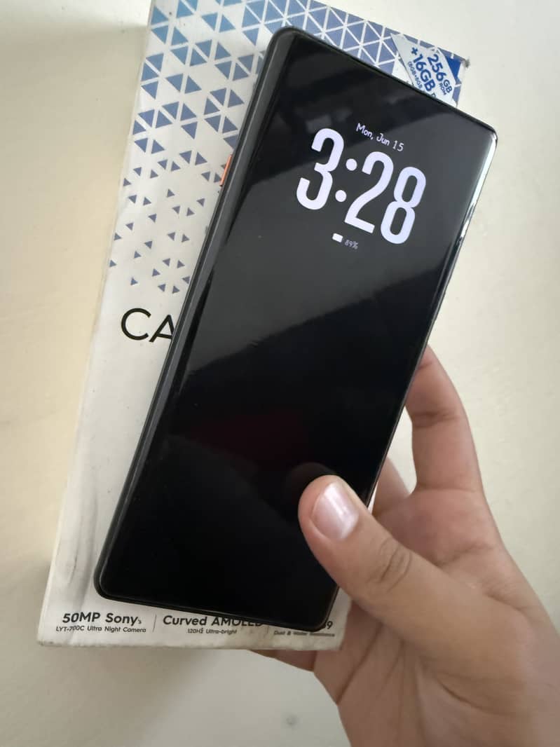 Camon 40 pro 4