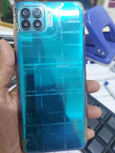 OPPO F17 Pro