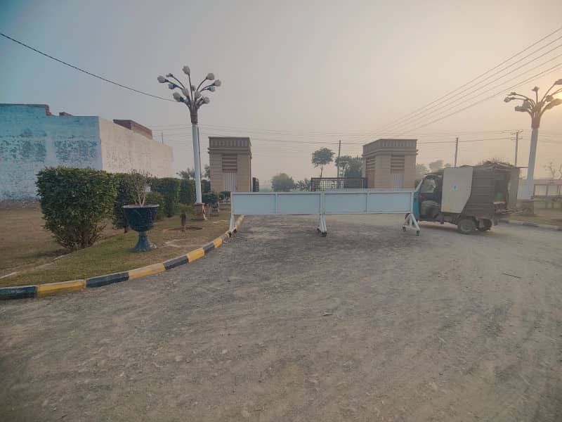 Commercial Plot On Bypass 7