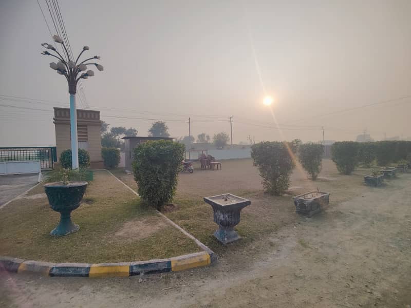 Commercial Plot On Bypass 8