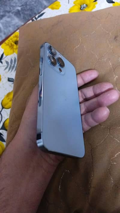 Apple iPhone 13 Pro