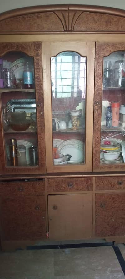 kitchen cabinet