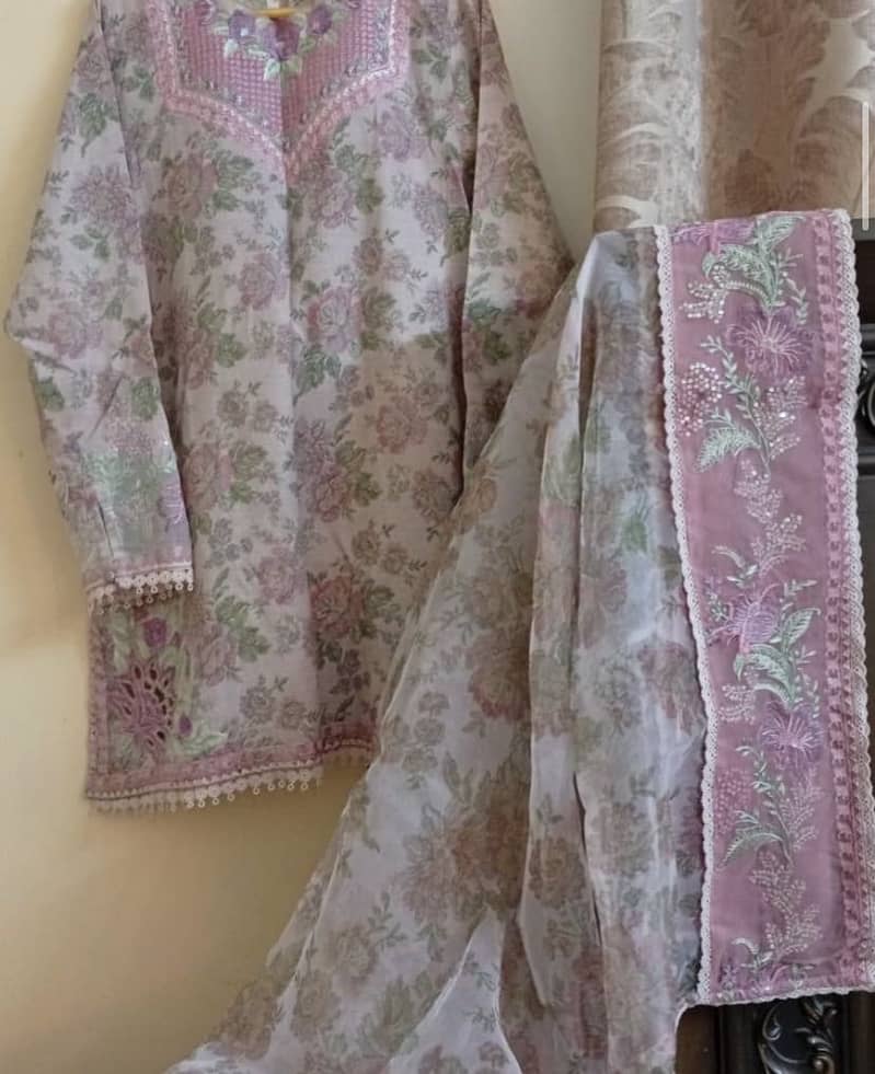 Clothes 2