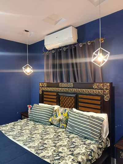 Per day one bedroom available for rent in e11 Islamabad