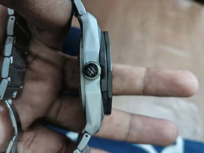 Hublot branded watch with butterfly lock