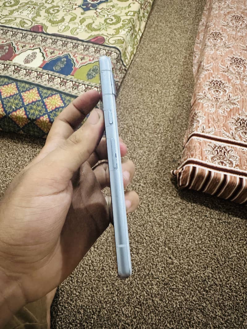 Google Pixel 7a 3