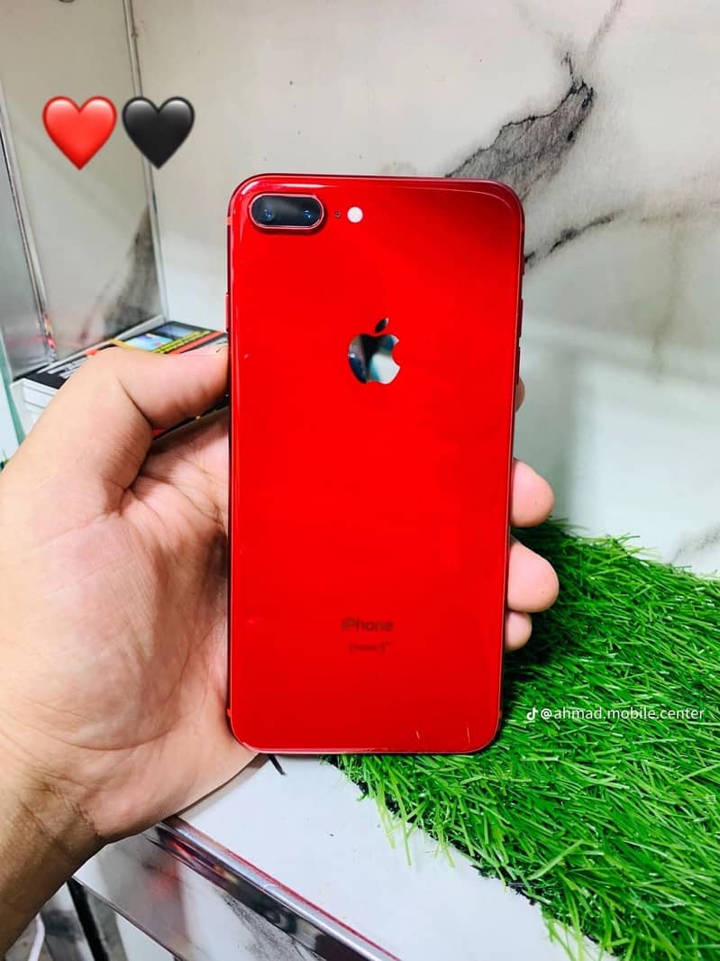 Apple iPhone 8 Plus 0